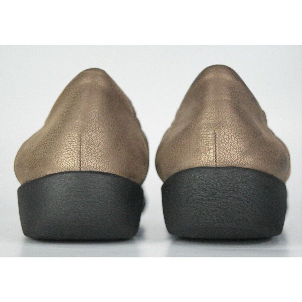 Clarks Cloudsteppers Women's Size 10 Bronze Flats Slip On Shoes - Picture 7 of 12